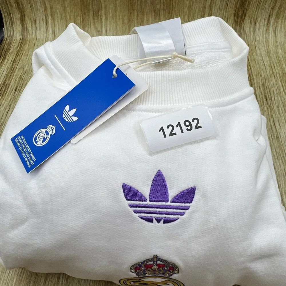 Adidas Real Madrid LFSTLR Pullover Sweatshirt Mens 2XL White Crewneck KC7789 NEW
